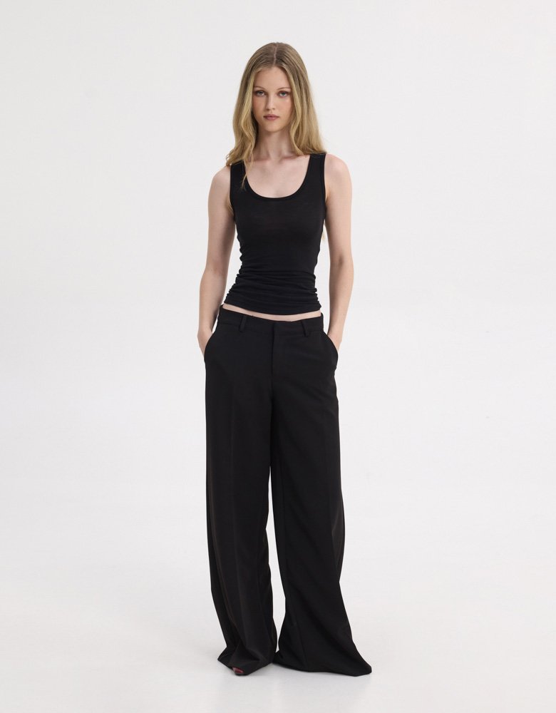 Sunset go Tyra low waisted pants black